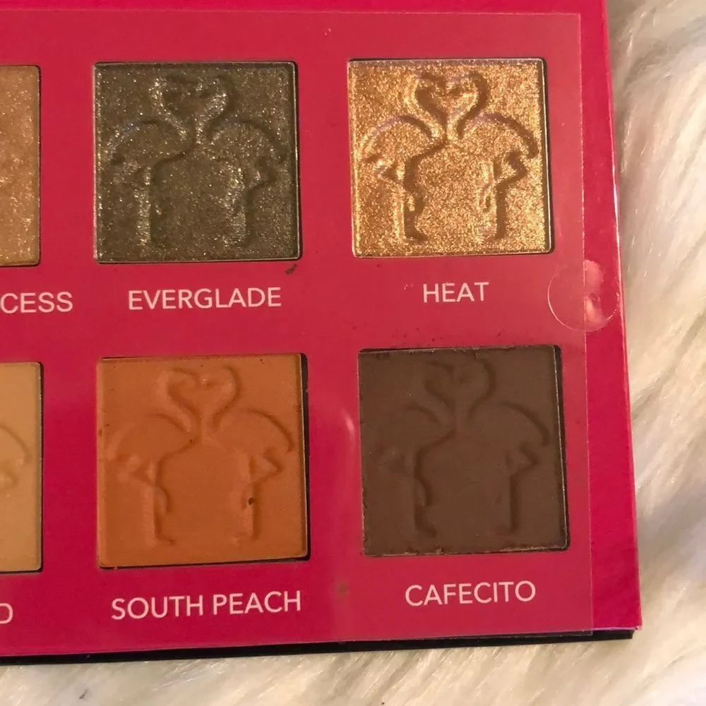 Shaina Mini Miami 8 Eyeshadows Palette With Mirror New in Box